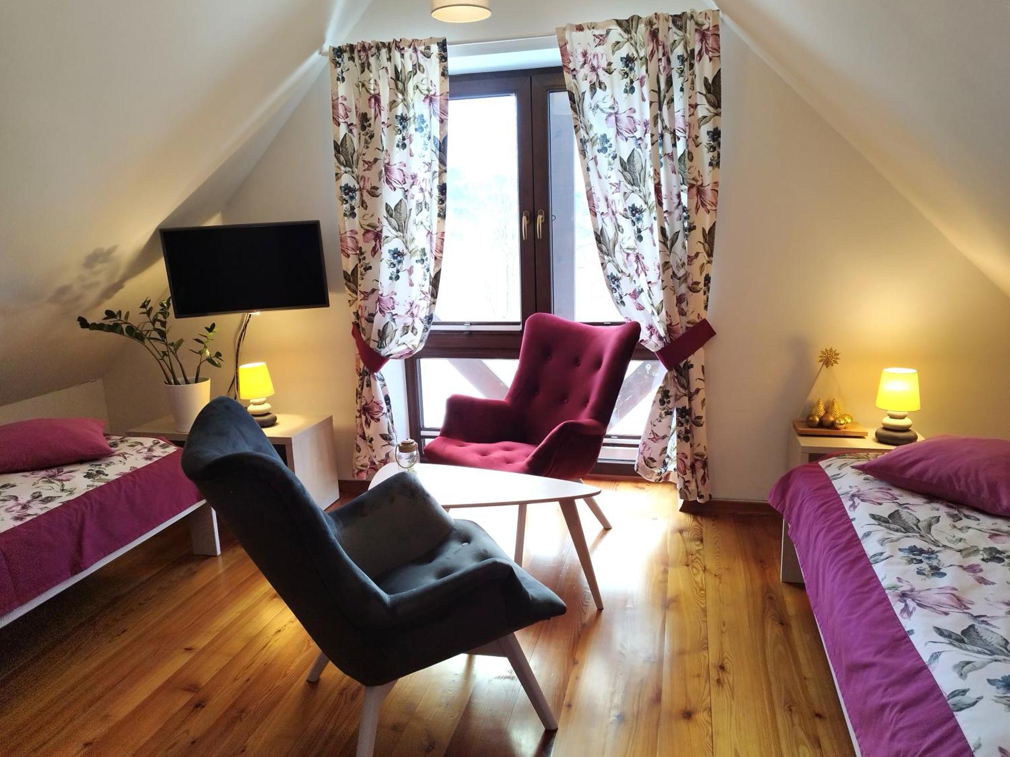 Apartamety I Pokoje Goscinne Na Jaskolczej Świeradów-Zdrój Esterno foto