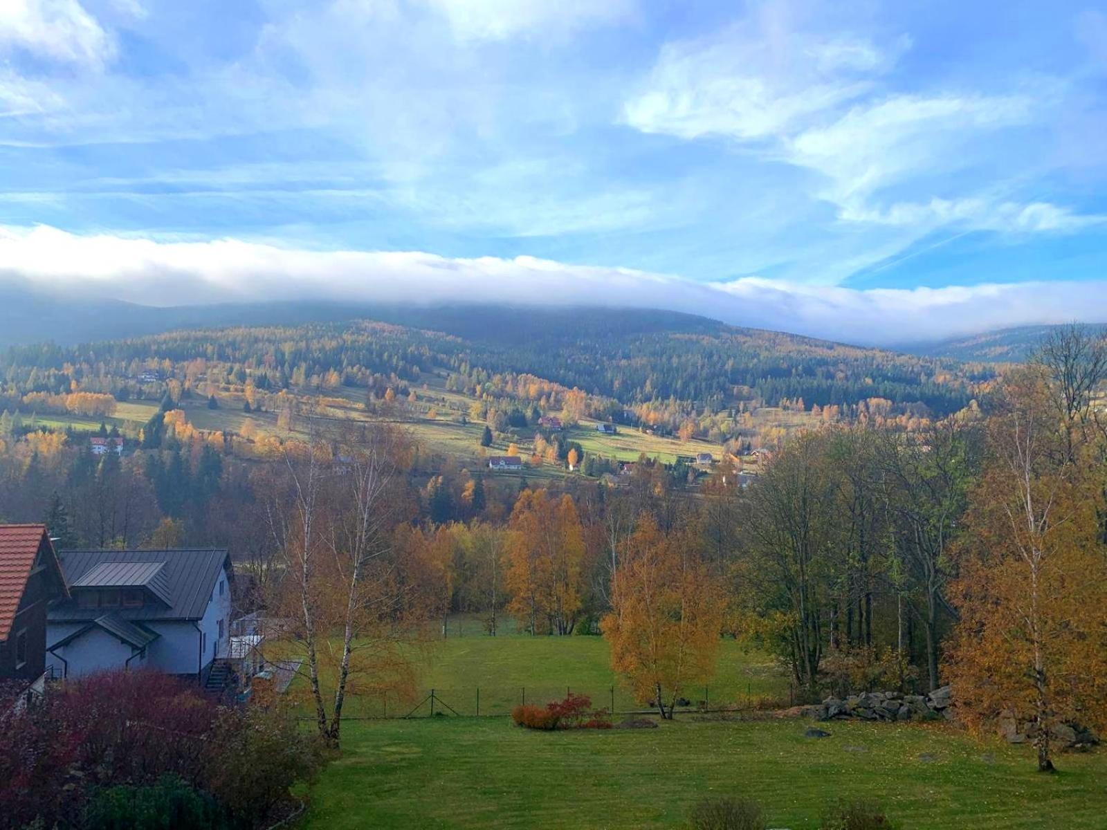 Apartamety I Pokoje Goscinne Na Jaskolczej Świeradów-Zdrój Esterno foto